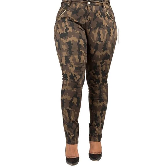New! Poetic Justice Scarlett Camo Pants Sz 22 - Picture 3 of 9